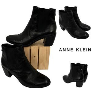 Anne Klein Bunty Chelsea Boots Black Sz. 8.5